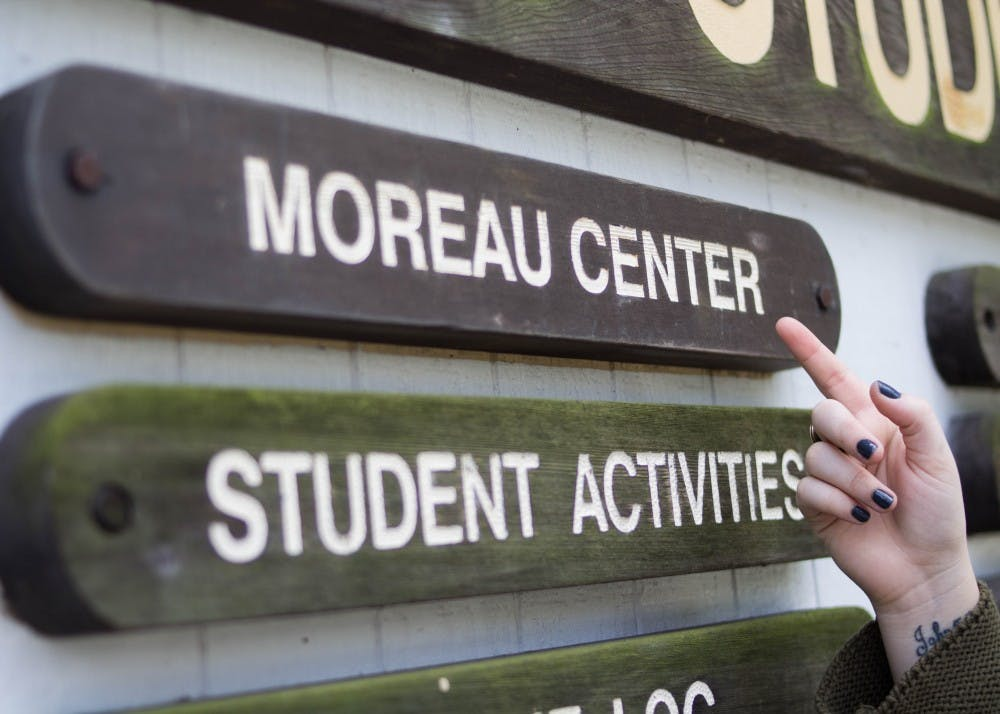 Moreau Center Sign